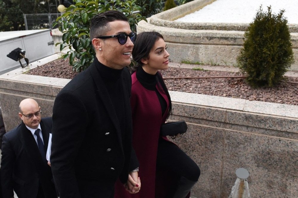 Cristiano Ronaldo'nun eski sevgilisi Natacha Sofia'dan Georgina Rodriguez'e: Seni de bir kenara bırakır - 3