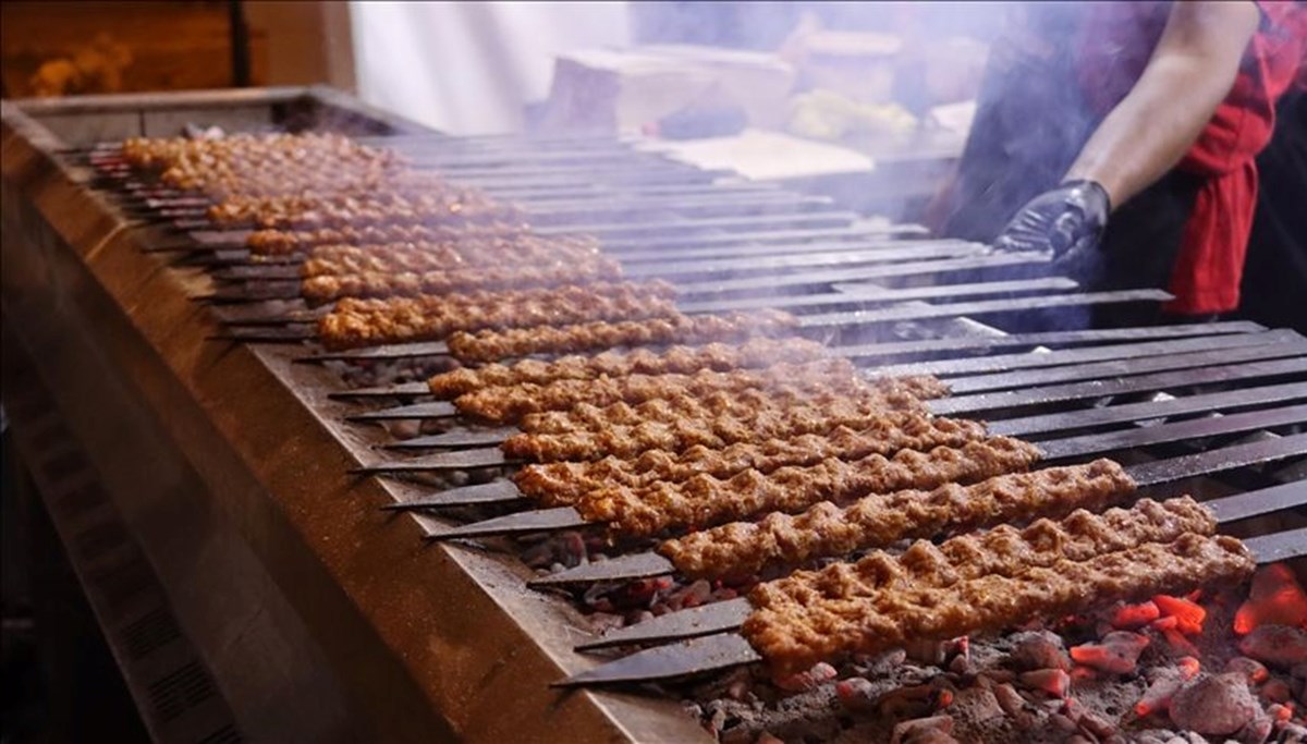 Adana Lezzet Festivali devam ediyor: 12 Ekim Adana Lezzet Festivali takvimi