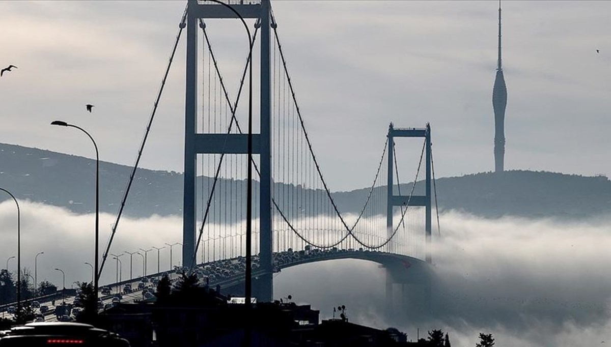 İstanbul'dan sis manzaraları