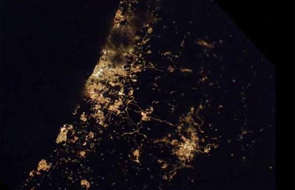 Тель Авив из космоса. Иерусалим из космоса. Вид на ночной Иерусалим из космоса. Снимок с космоса Иерусалим.