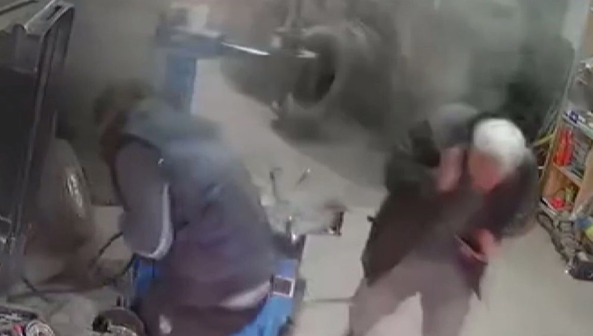 Lastik bomba gibi patladı: 1 yaralı Lastik bomba gibi patladı: 1 yaralı