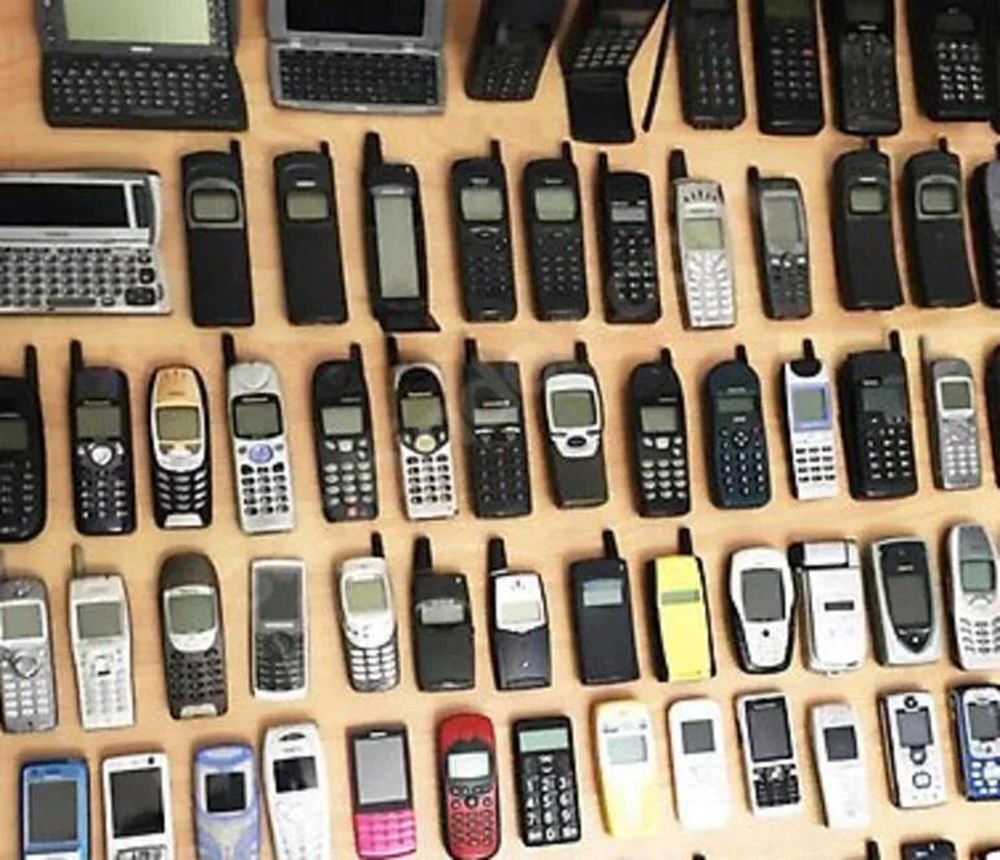 Evinizde eski cep telefonu var mı? İnanılmaz fiyatlara satılıyor - 13