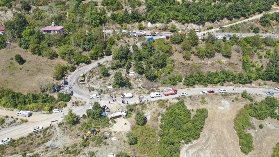 Kahramanmaraş’ta kamyon cenaze namazı kılanların arasına daldı: 6 can kaybı, 24 yaralı - 2