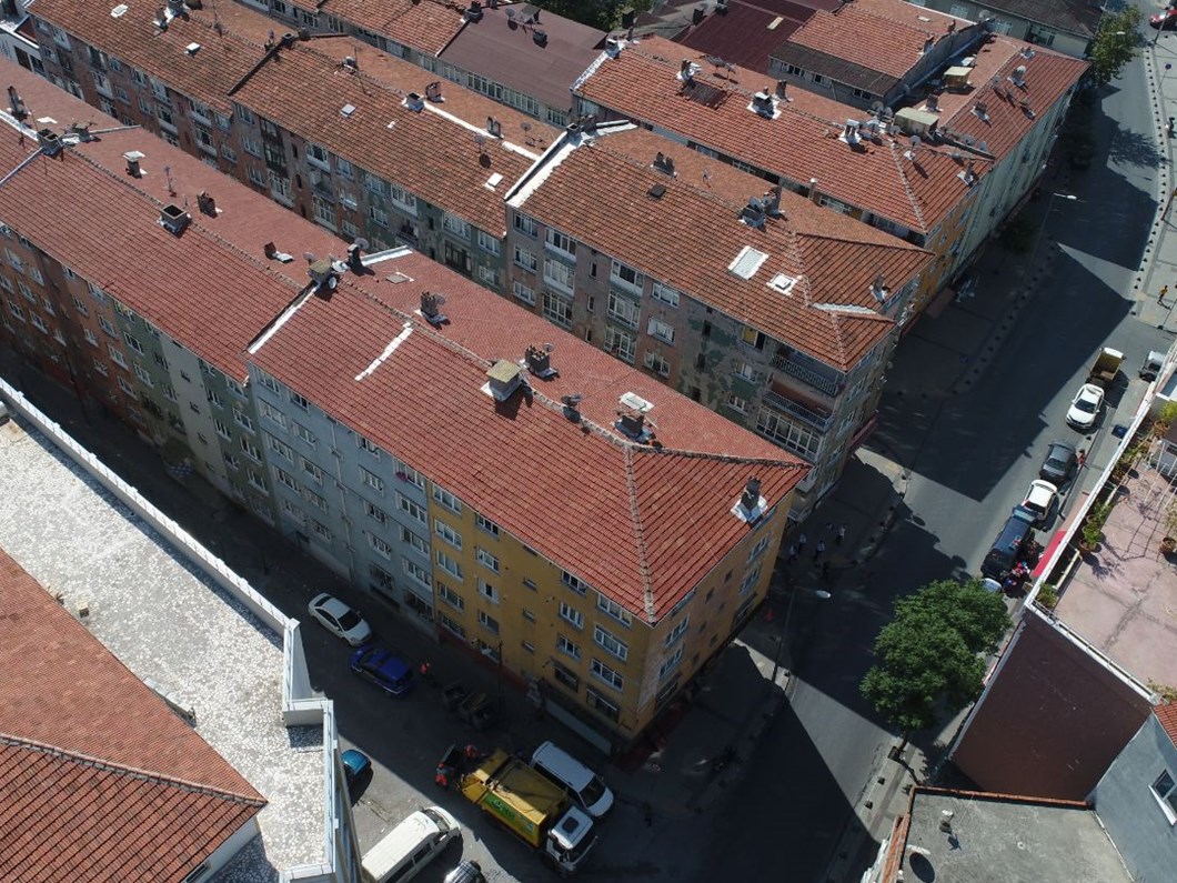 Bagcilar Da Iki Bina Bosaltildi Mahalle Sakinleri Kentsel Donusum Istiyor Ntv