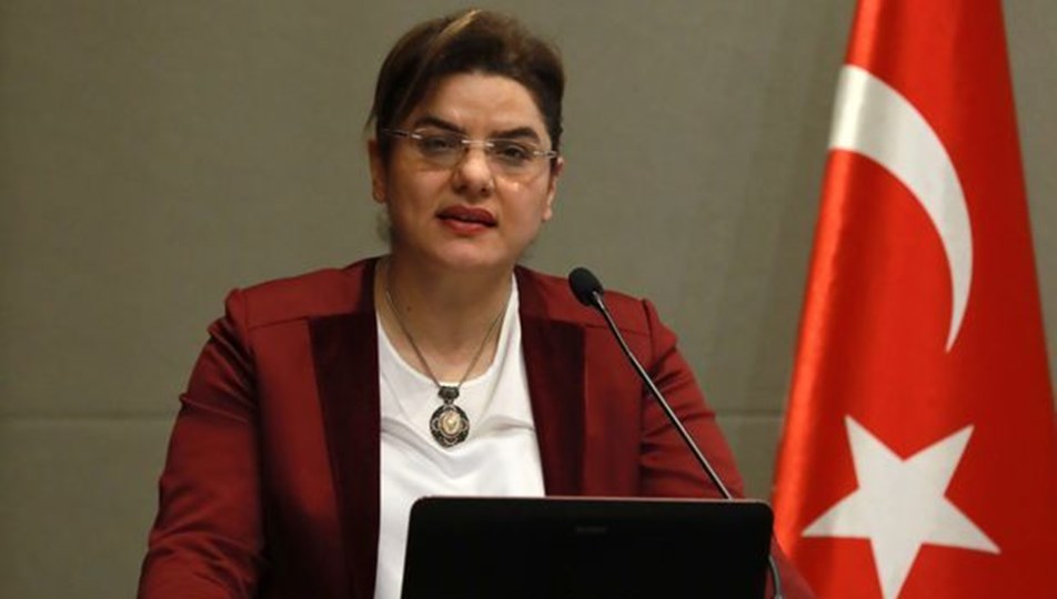 emine_alp_mese(2).jpg