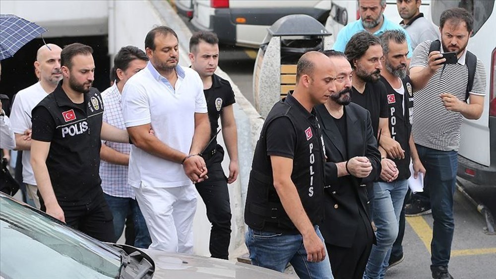 Adnan Oktar davasında ilginç anlar: "Özledik seni, aşkım beyaz sana çok yakışmış" - 8