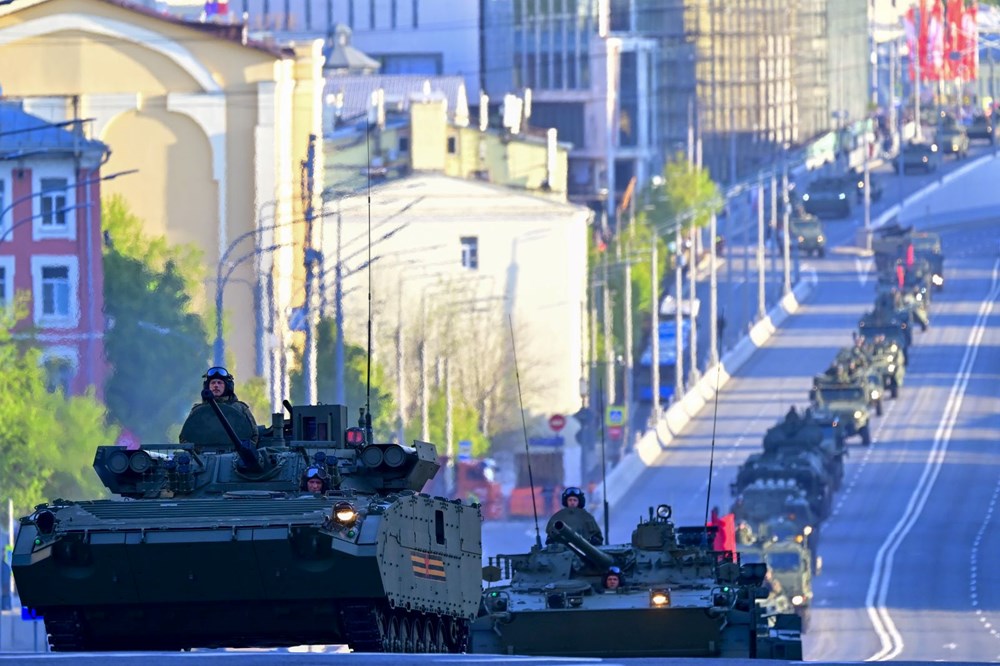 Tanklar Moskova sokaklarında: Rusya'da askeri geçit töreni provası - 1