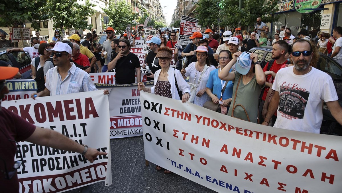 Yunanistan'da sağlık çalışanları greve gitti