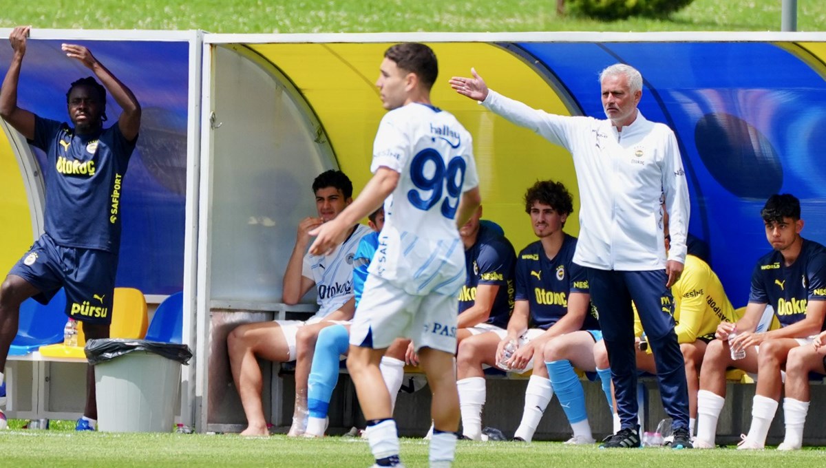 Mourinho'dan rakiplere gönderme: Umarım maaşları ödeyebilirler