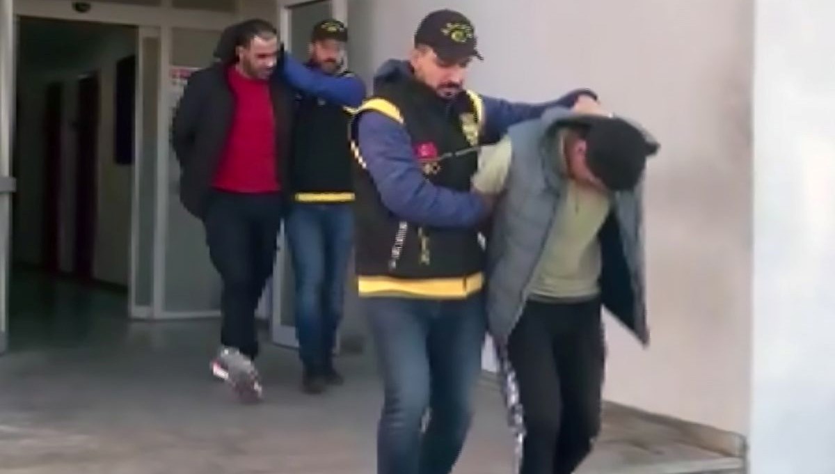 Çaldığı araç hoşuna gitti, arkadaşlarını gezmeye çıkardı Çaldığı araç hoşuna gitti, arkadaşlarını gezmeye çıkardı