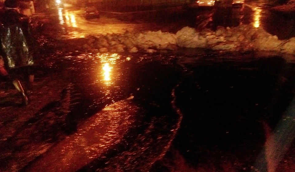 Gaziantep'te petrol boru hattına yıldırım düştü - 1