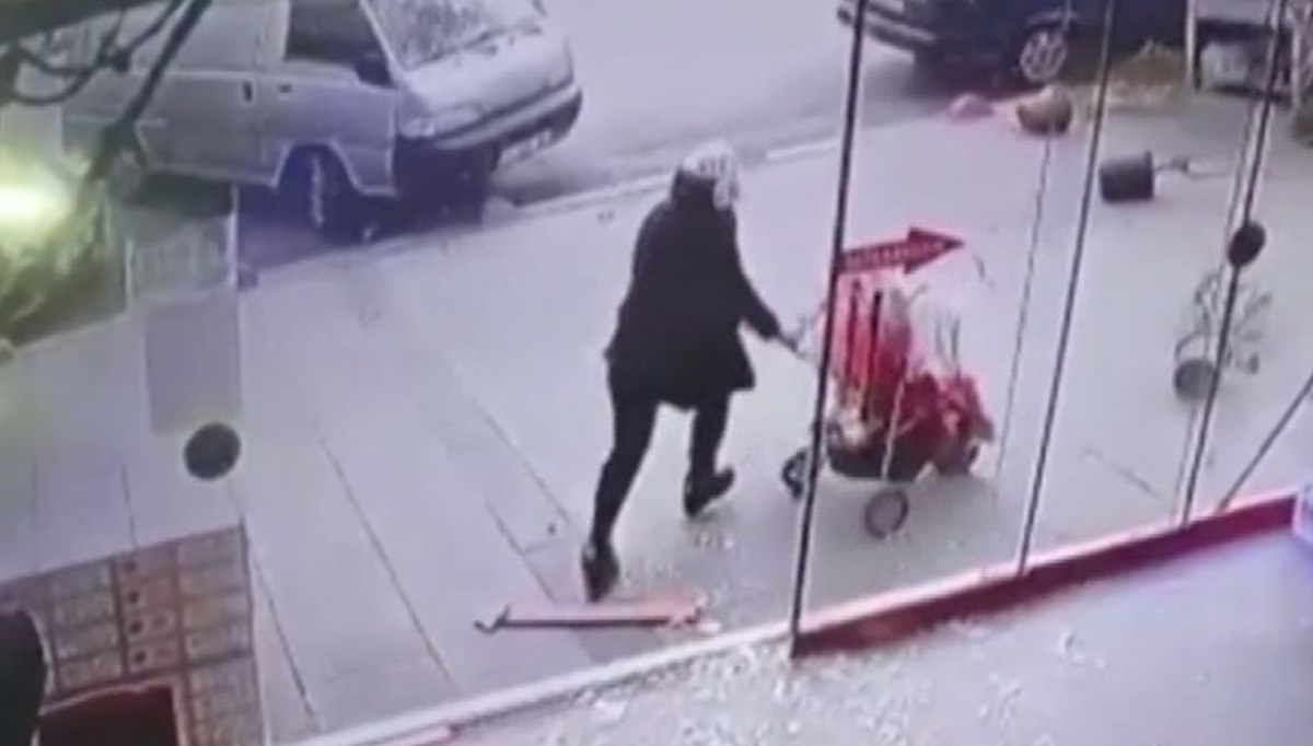 Bebek arabasıyla uçuyordu