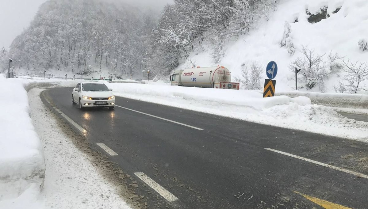 TEM'de kar temizliği: Bu kez Ankara yönü kapanacak