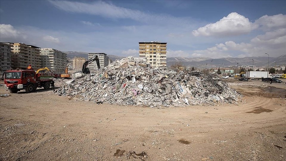 Depremde yıkılan Ebrar Sitesi B Blok için hazırlanan iddianame kabul edildi | İnşa sürecinde usulsüzlükler zinciri - 2