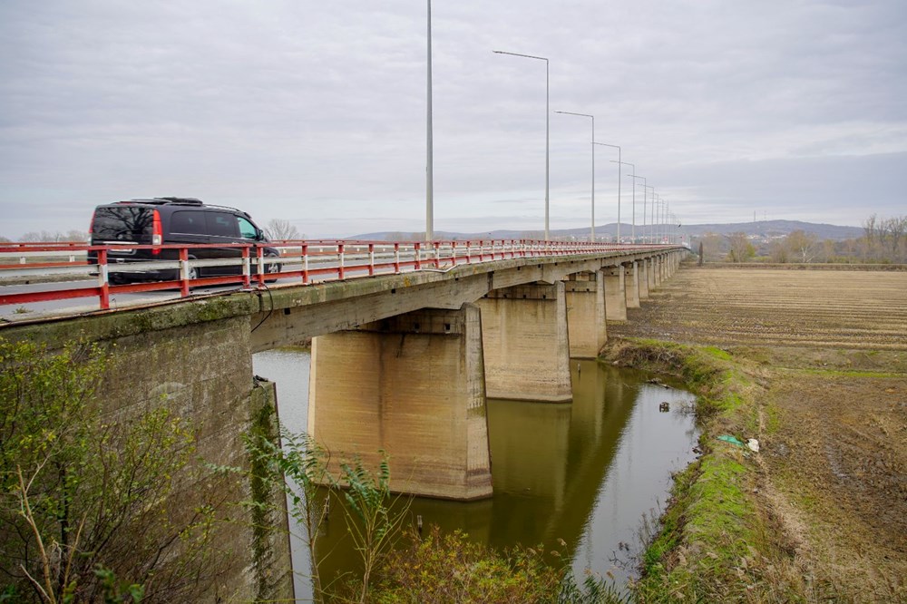 Türkiye - Yunanistan sınırına yeni köprü (İpsala ile Kipi
arasında yapılması planlanan köprü geçişi hızlandıracak) - 5