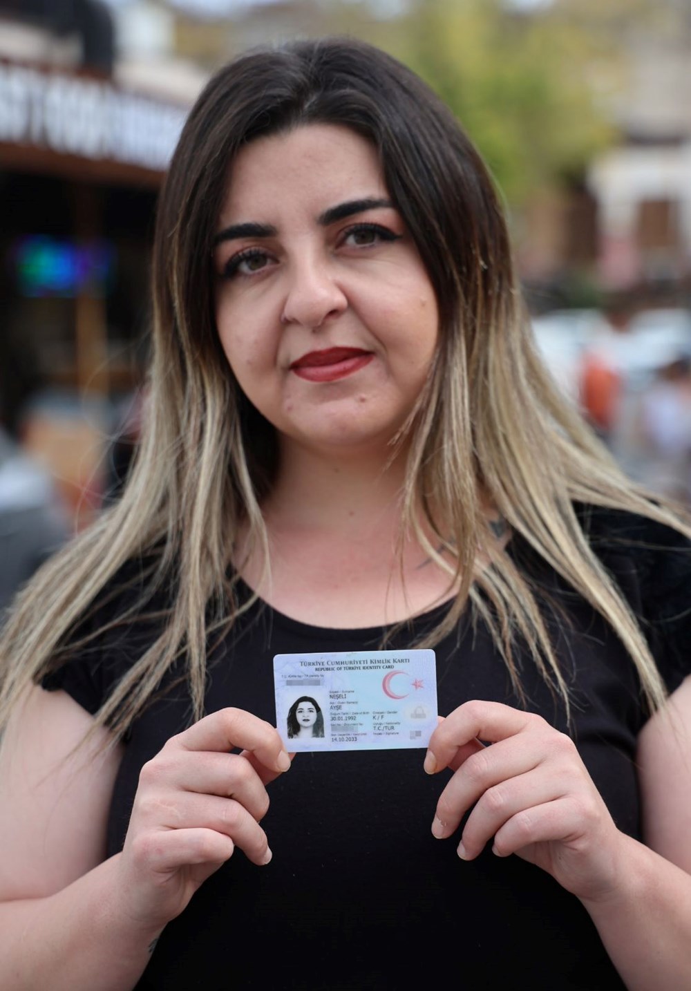 Bir günlükken cami avlusuna bırakıp öldü demişler: Ailesini ararken kendi mezarını buldu - 4