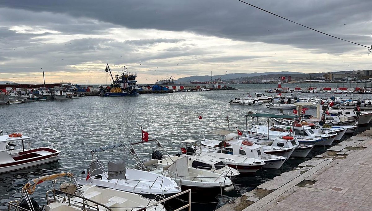 Tekirdağ'da deniz ulaşımına lodos engeli Tekirdağ'da deniz ulaşımına lodos engeli
