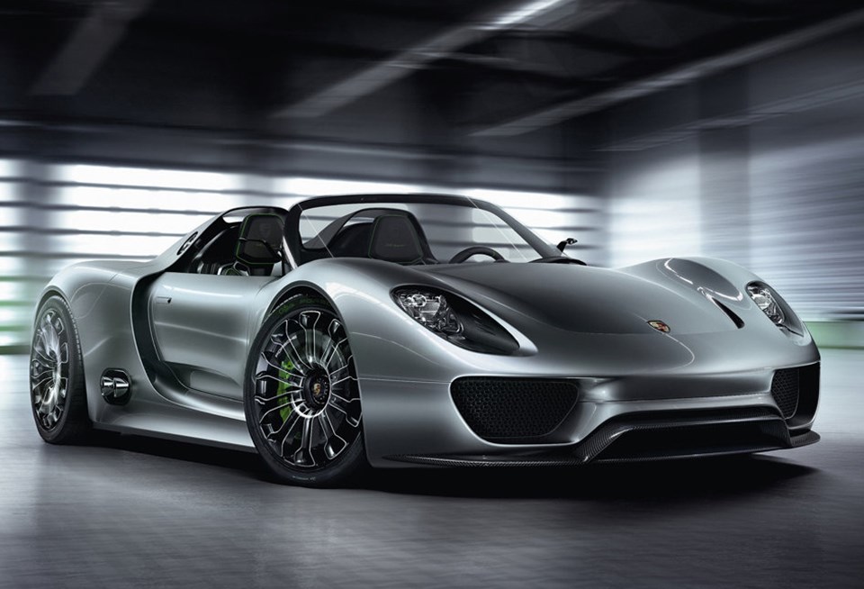 Porsche yeni bir süper otomobil düşünüyor - 1