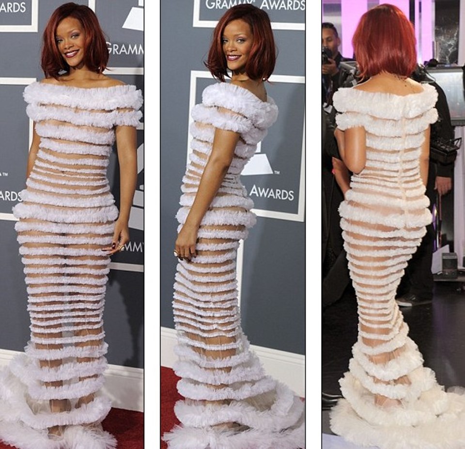 Rihanna'nın transparan elbisesi  - 1