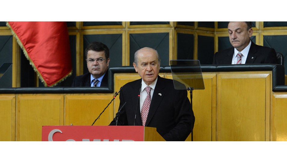 Bahçeli: Başbakan özür dileyecek mi?