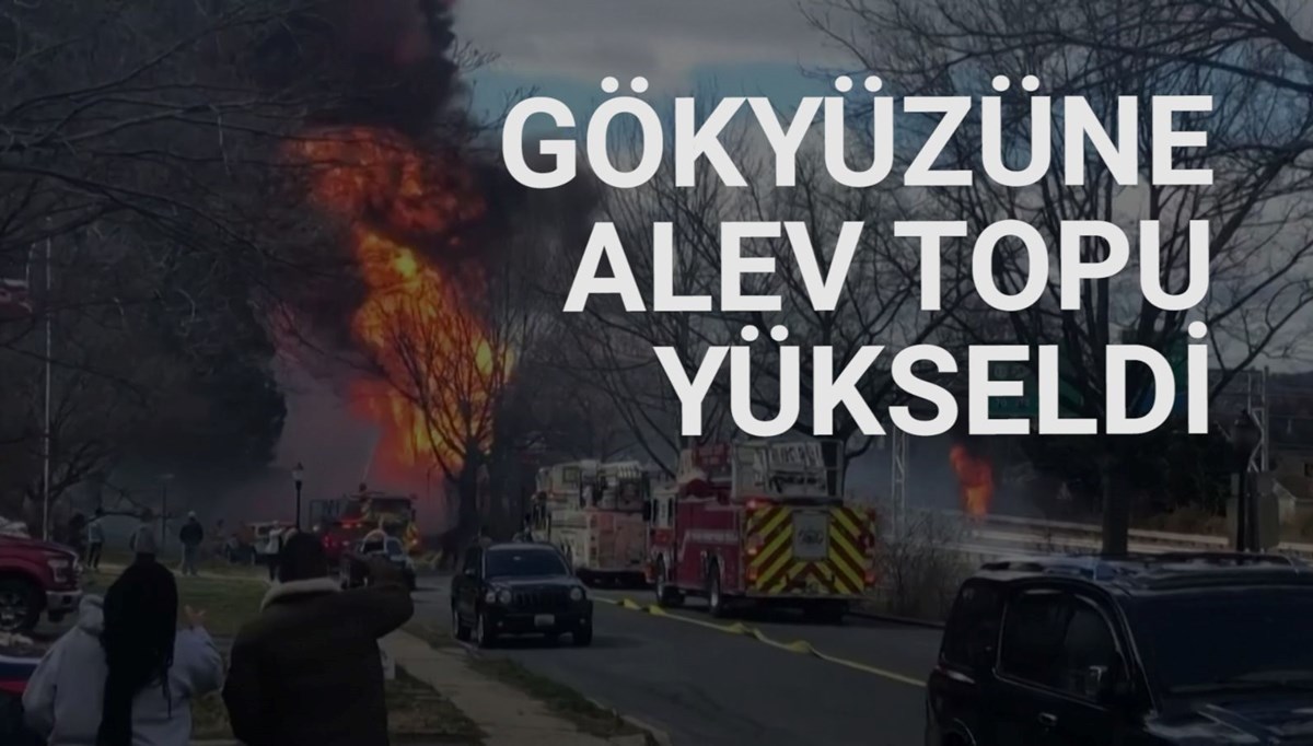 ABD'de yakıt tankeri ağaca çarpıp patladı ABD'de yakıt tankeri ağaca çarpıp patladı