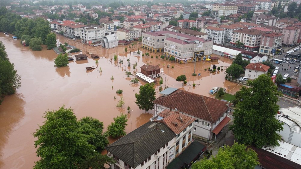 İl il sel bilançosu: Köprüler yıkıldı, evler sular altında kaldı - 13