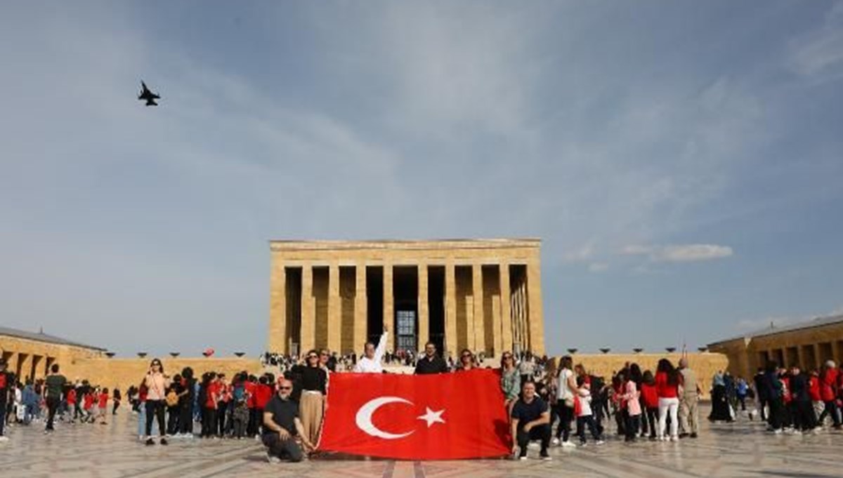 SoloTürk, Cumhuriyet Bayramı gösterisinin hazırlıklarına başladı SoloTürk, Cumhuriyet Bayramı gösterisinin hazırlıklarına başladı