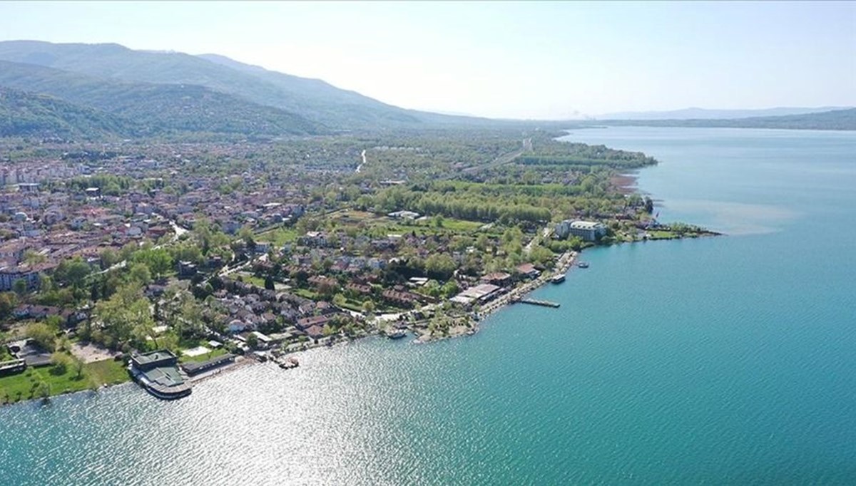 Sapanca Gölü'nde fosil yakıt kullananlara para cezası