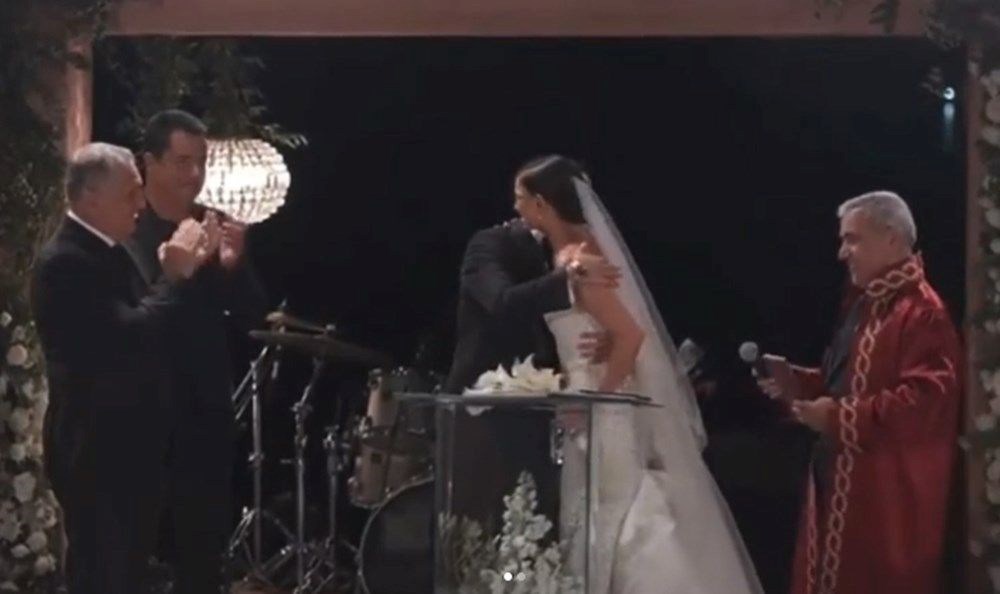 Demet Özdemir ve Oğuzhan Koç'tan düğün sonrası ilk paylaşım - 7