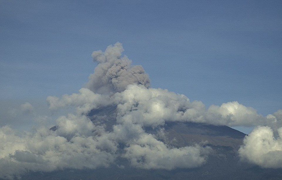Meksika’daki Popocatepetl Yanardağı faaliyete geçti - 2