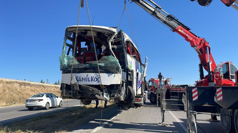 Yozgat'ta 12 kişinin hayatını kaybettiği otobüs kazasının nedeni belli oldu - 4