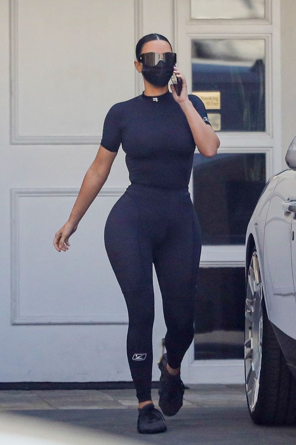 Kim Kardashian kalçasını mı küçülttü? (İmplant tartışması) - 3