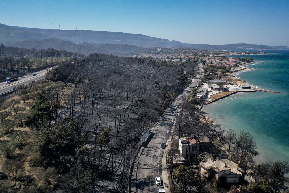 Çanakkale'de yangının izleri: Evler ve araçlar kül oldu - 17