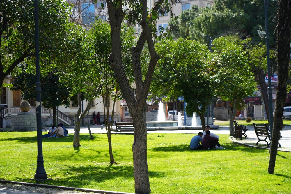 Aşırı Sıcaklar Alarmı: Termometre Rekor Sınırında! 75 gzSgwDXukmmNnGTb98Qkg