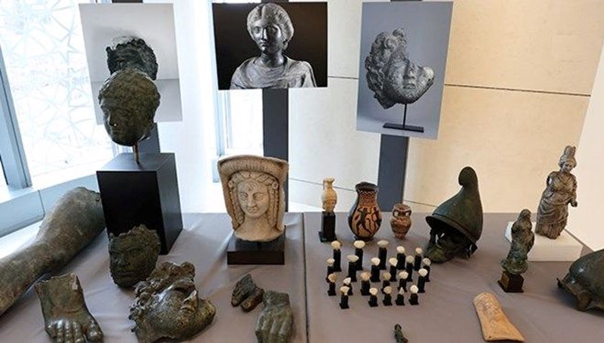 ABD'ye kaçırılan 41 eser Antalya Müzesi'ne geliyor ABD'ye kaçırılan 41 eser Antalya Müzesi'ne geliyor