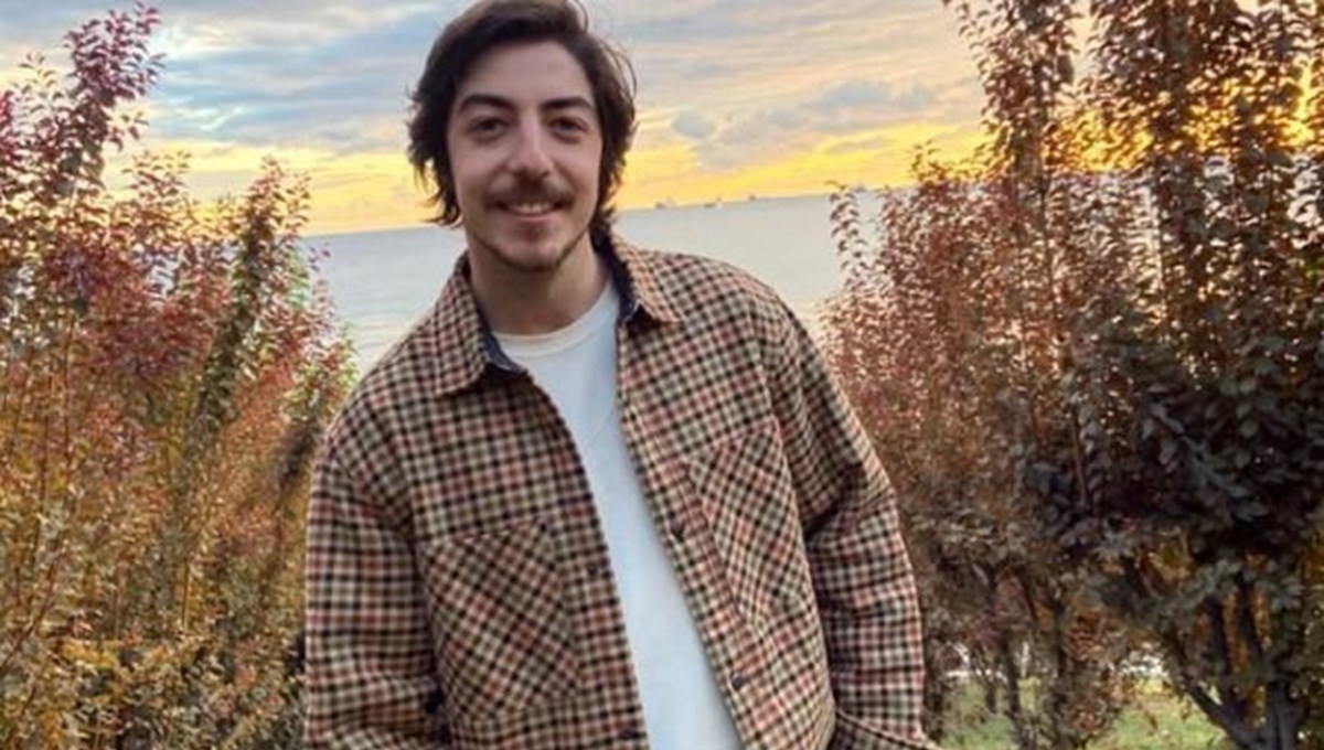 Mekin Sezer kimdir, kaç yaşında?