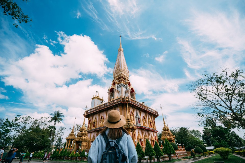 Tayland’da öncelik turizm: Toplu aşılamaya Phuket adasından başladı - 2