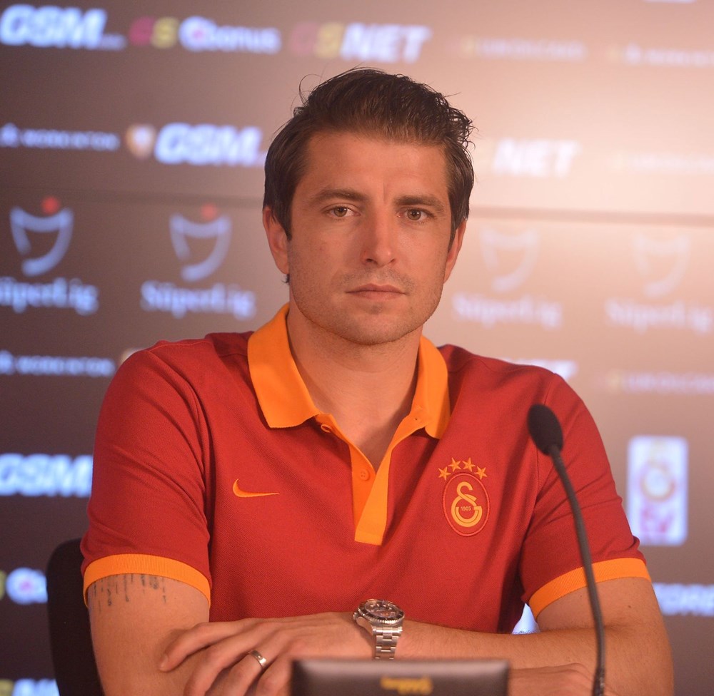 Galatasaray'ın eski kalecisinden itiraflar: "Türkiye'de gördüklerim çok az şeylerdi" 72 lZwB93GOEC41VCnK5MA6Q