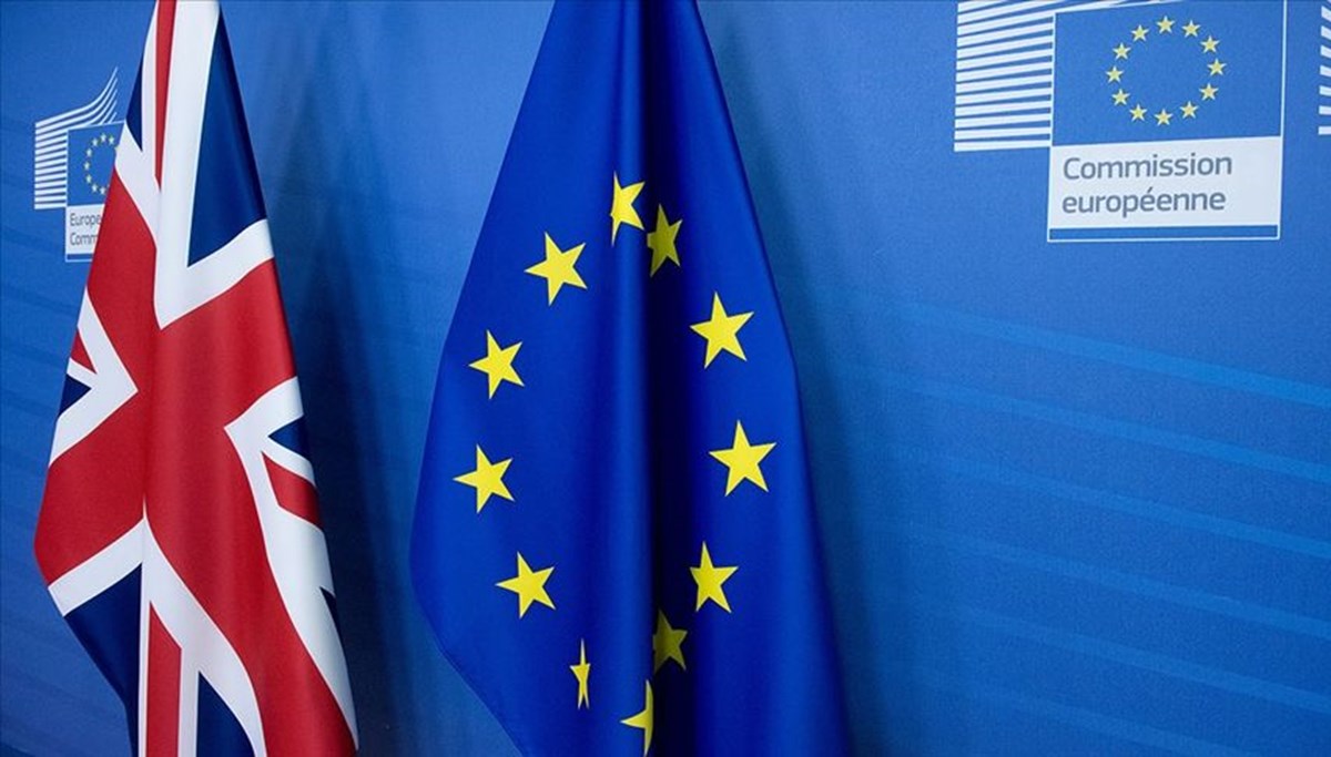 İngiltere'de Brexit Bakanı David Frost istifa etti