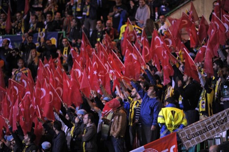 Fenerbahçe tribünlerinde komando bereliler - 1