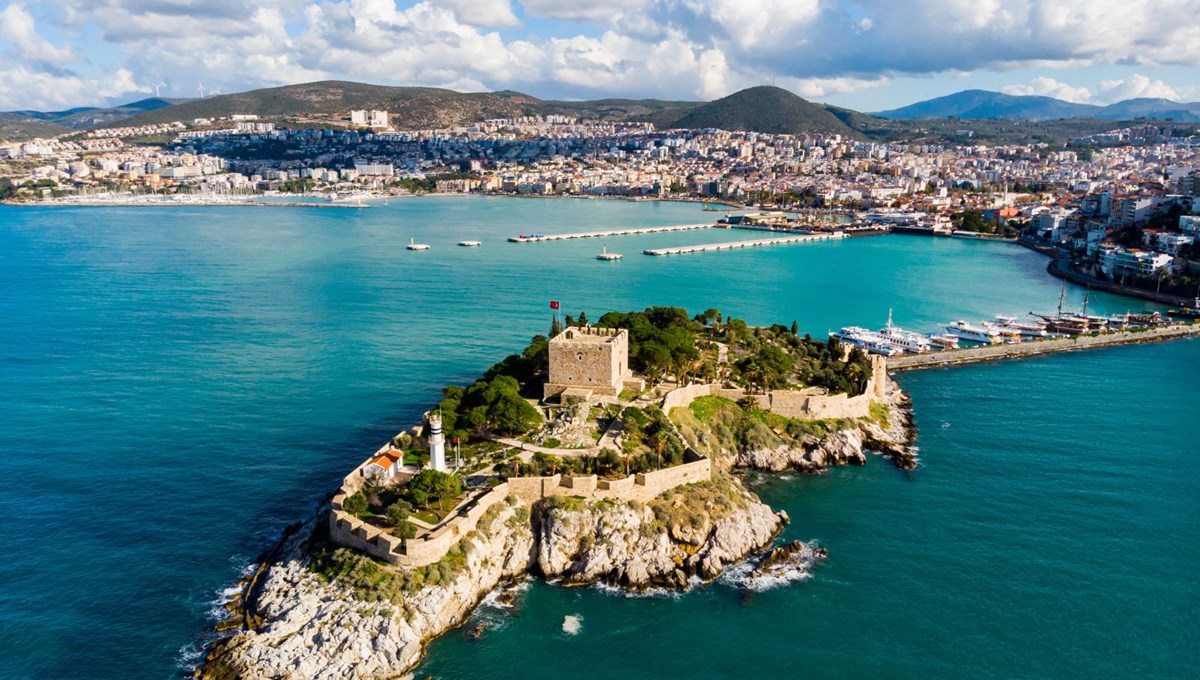 Kuşadası su altı zenginliğiyle dalış tutkunlarını cezbediyor