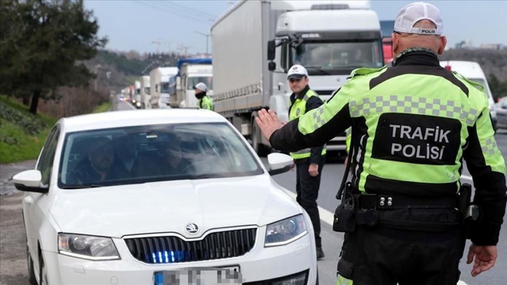 Çalışmalar tamamlandı, Meclis'e geliyor: Ruhsatsız silah ve yetkisiz çakarda cezalar artırılacak! - 4