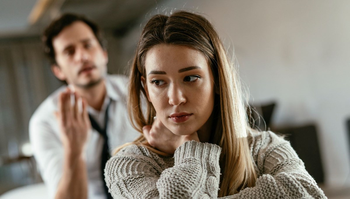 İlişkinizi sessizce bitirebilecek 5 davranış