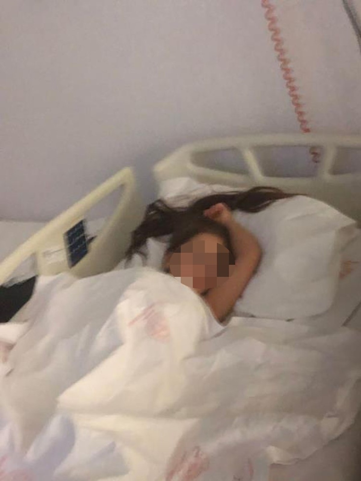 Küçük kız 19 gün yoğu bakımda kaldı Küçük kız 19 gün yoğu bakımda kaldı