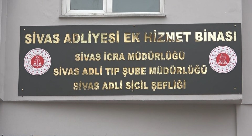 İcra müdürlüğüne 15 milyon liralık zimmet operasyonu - 1