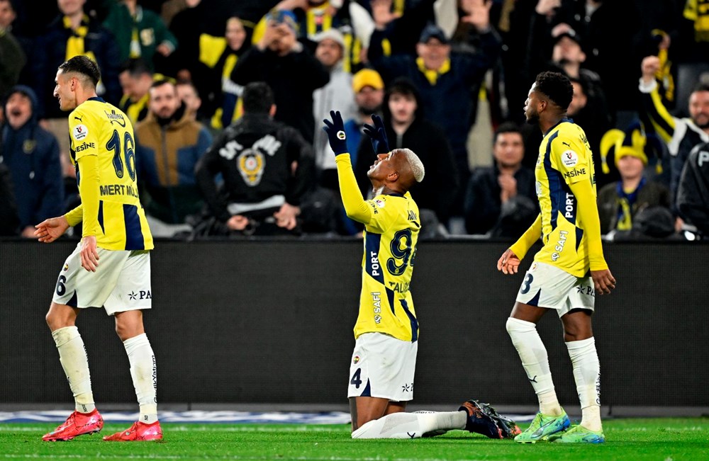 Fenerbahçe - Trabzonspor maçının bahtını değiştiren an: Anderson Talisca ile birlikte her şey siyahtan beyaza döndü 83 rPnQbRJek2G9CufiFnBqQ