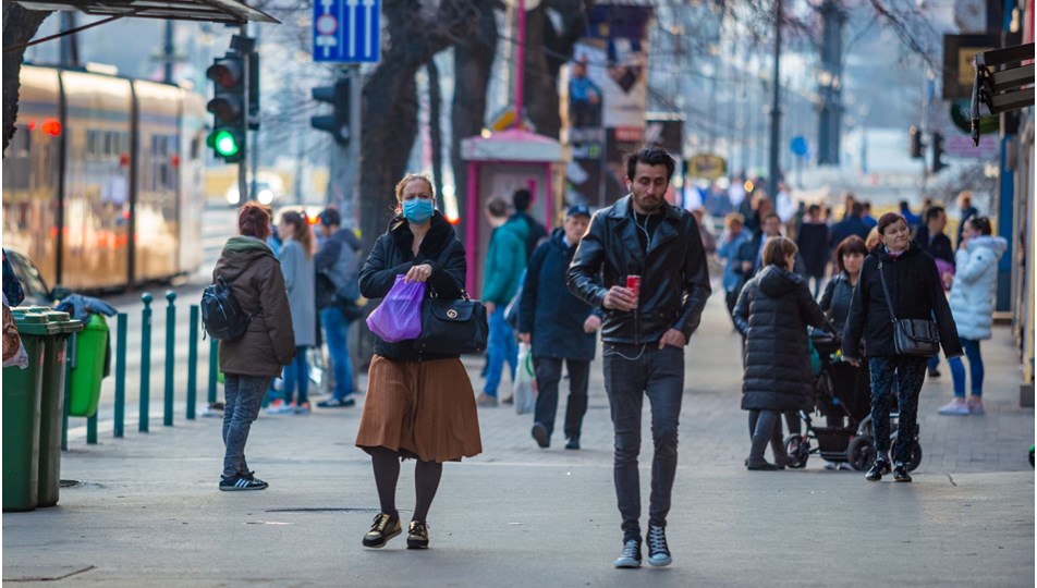 Belçika'da her üç kişiden biri iki doz aşı oldu