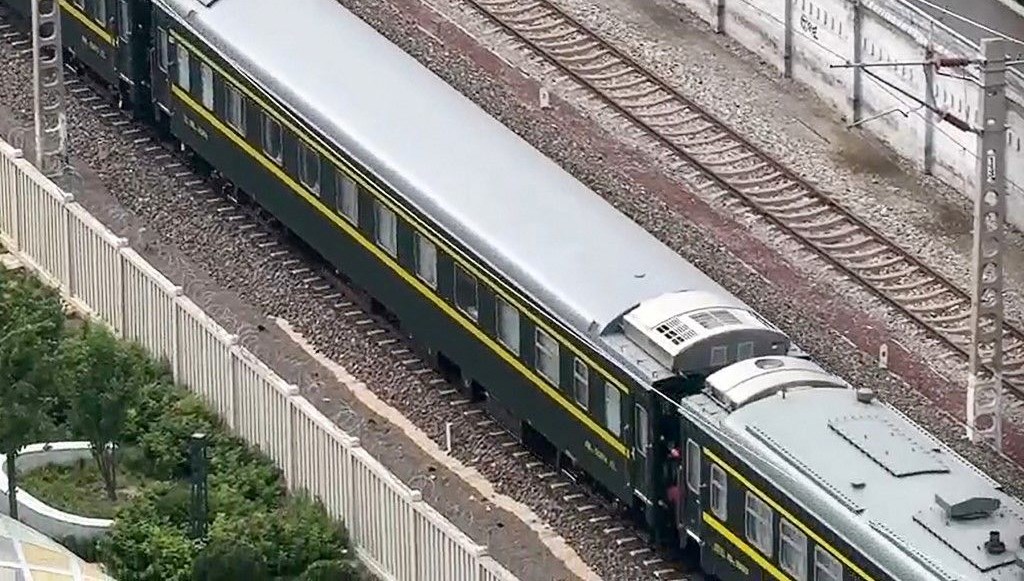 Kuzey Kore lideri, zırhlı trenle Pekin'e gitti