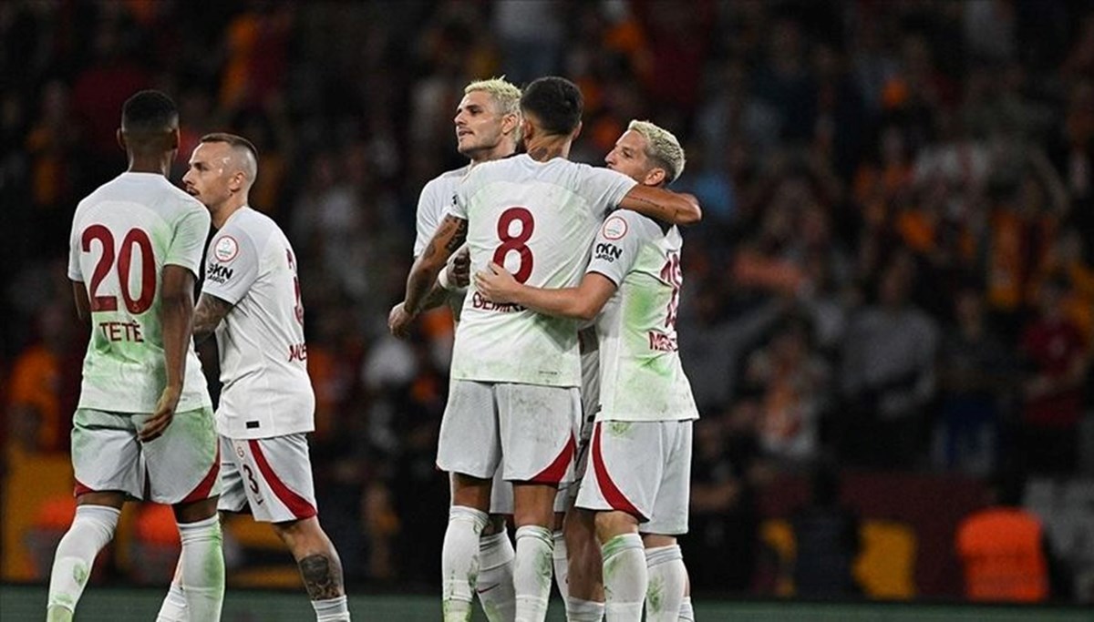 Galatasaray-Manchester United maçı ne zaman, saat kaçta ve hangi kanalda? (UEFA Şampiyonlar Ligi) Galatasaray-Manchester United maçı ne zaman, saat kaçta ve hangi kanalda? (UEFA Şampiyonlar Ligi)