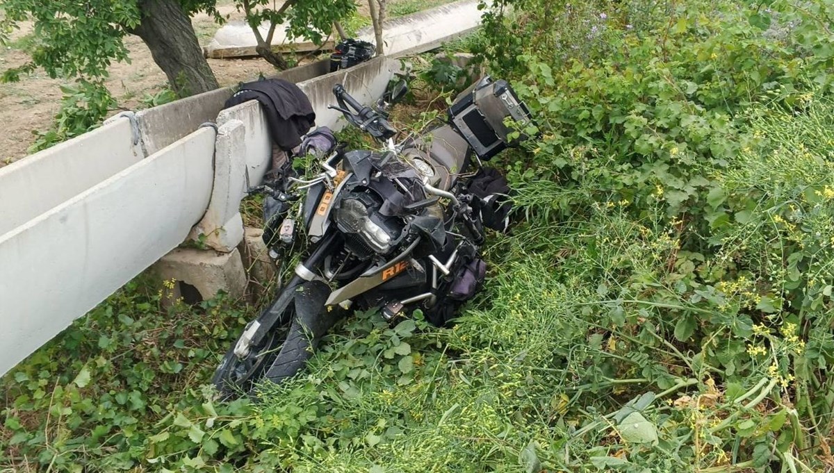 Sulama kanalına çarpan motosikletli yaşamını yitirdi